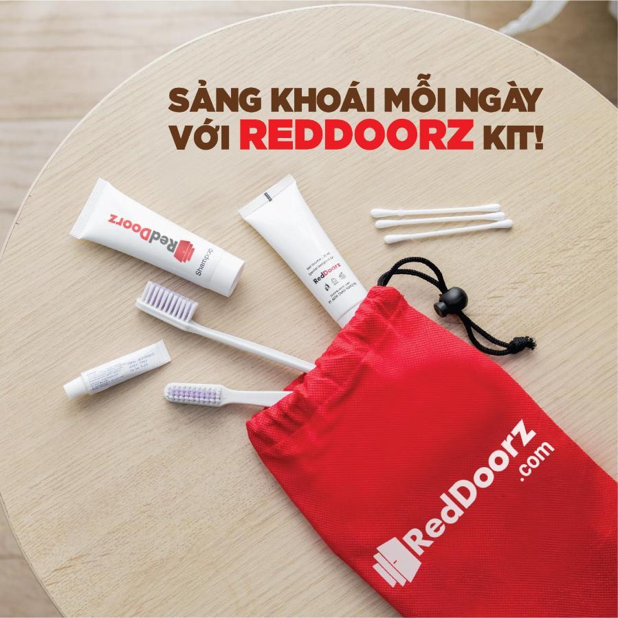 Reddoorz Bamboo Saigon Hotel Su Van Hanh TP. Hồ Chí Minh Ngoại thất bức ảnh